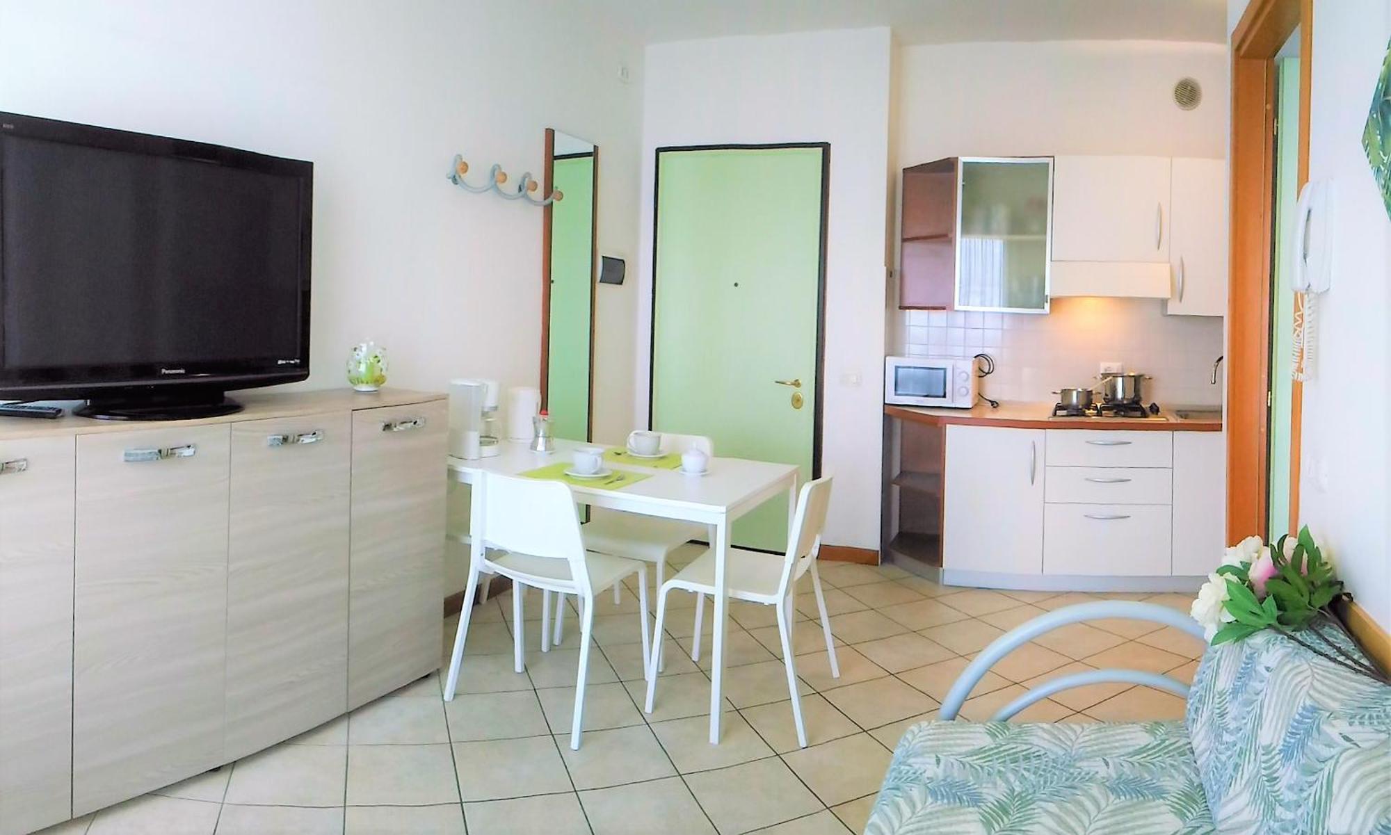 Green Holiday Wohnung Mit Schwimmbad Бибионе Экстерьер фото